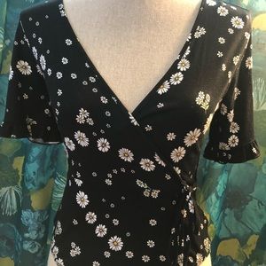 Daisy print body suit